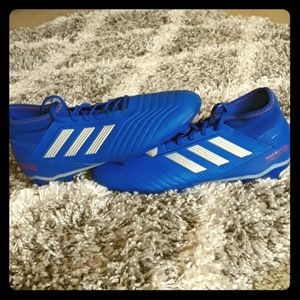 Men's 10.5 Adidas Predator Soccer Cleats